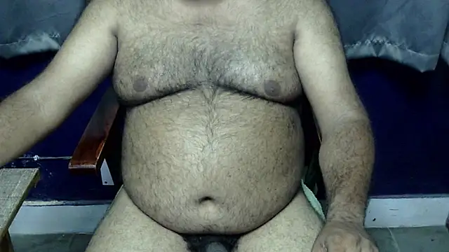 Snapshot of hairysubcub_70 chatting on 07.19.26 hairysubcub 70 online show from 07.19.26