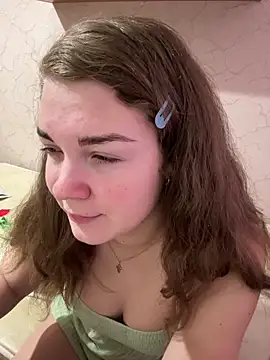 Snapshot of Sweet_Monro chatting on 12.26.24 Sweet Monro online show from 12.26.24