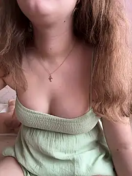 Snapshot of Sweet_Monro chatting on 12.26.24 Sweet Monro online show from 12.26.24