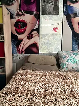 Snapshot of Sweet_Monro chatting on 01.07.25 Sweet Monro online show from 01.07.25