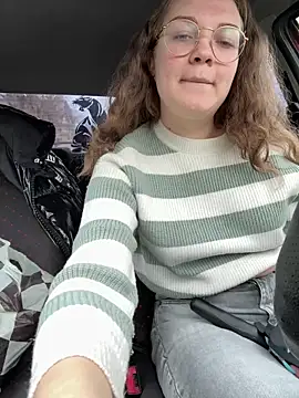 Snapshot of Sweet_Monro chatting on 01.09.25 Sweet Monro online show from 01.09.25