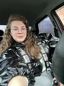 Snapshot of Sweet_Monro chatting on 01.10.25 Sweet Monro online show from 01.10.25