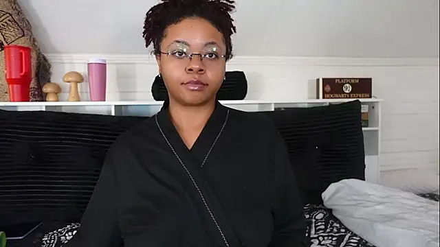 -khayaparker online show from 12.19.25