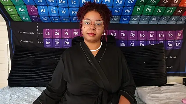 -khayaparker online show from 04.17.26