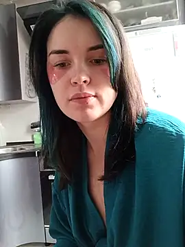 LazyTanukii online show from 10.08.25