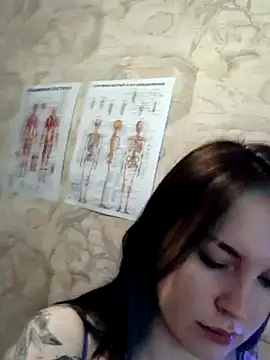 LazyTanukii online show from 11.25.25