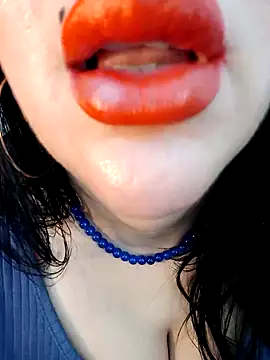 Queen sousou online show from 02.06.25