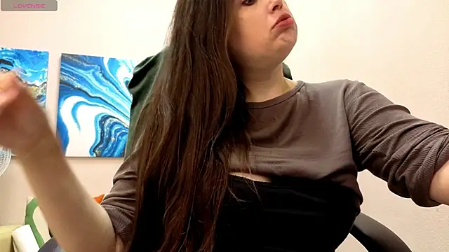 BattyMoll online show from 10.18.25