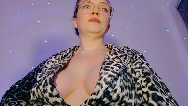 Snapshot of FemDom_RubyKnightXXO chatting on 03.09.25 FemDom RubyKnightXXO online show from 03.09.25