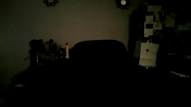 Snapshot of XTRAHORNYONE chatting on 10.12.25 XTRAHORNYONE online show from 10.12.25