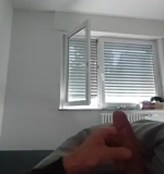 Snapshot of GermanBigDream chatting on 05.14.26 GermanBigDream online show from 05.14.26