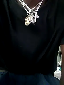 Snapshot of RinsingWood84 chatting on 12.27.24 RinsingWood84 online show from 12.27.24