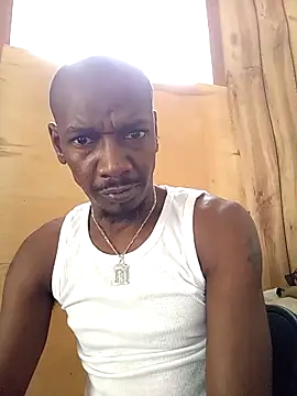 Snapshot of RinsingWood84 chatting on 03.19.25 RinsingWood84 online show from 03.19.25