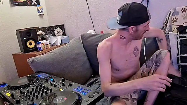 pyrowuff online show from 03.14.26