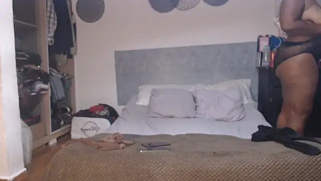 sharom smith1 online show from 03.05.26