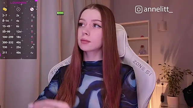 Annelitt online show from 12.18.24