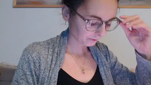 cleophee online show from 12.15.25