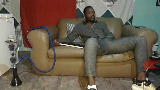 Snapshot of Tirichexxx chatting on 01.04.25 Tirichexxx online show from 01.04.25