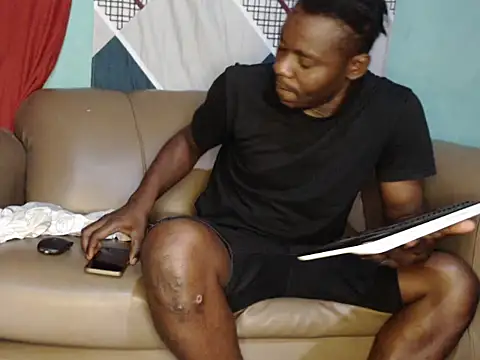 Snapshot of Tirichexxx chatting on 02.07.25 Tirichexxx online show from 02.07.25
