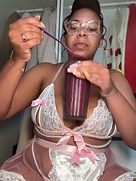 Snapshot of kataryna69 chatting on 09.26.25 kataryna69 online show from 09.26.25