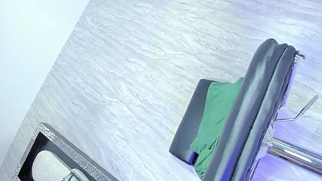 Tamara 18 online show from 03.27.26