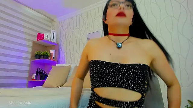 Snapshot of abella_skin chatting on 07.26.26 abella skin online show from 07.26.26