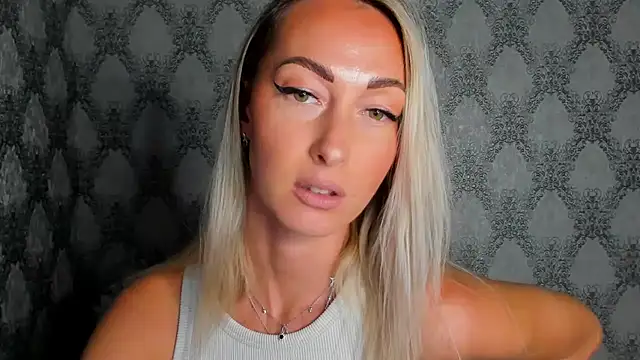 StarryHanna online show from 01.08.26