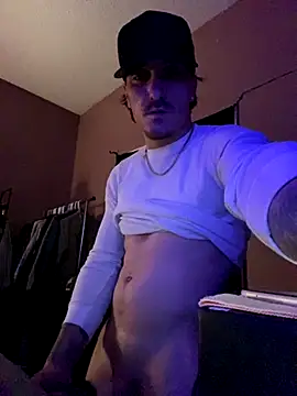 Snapshot of Jbizzle247 chatting on 12.15.25 Jbizzle247 online show from 12.15.25