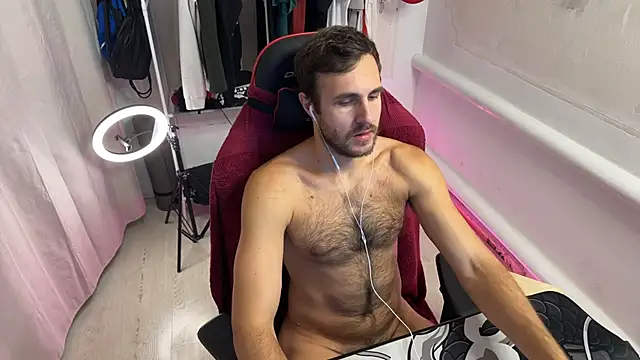 Raamoss online show from 10.13.25