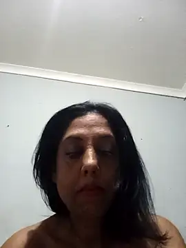 Mahi4luv online show from 04.13.26