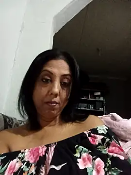 Snapshot of Mahi4luv chatting on 07.23.26 Mahi4luv online show from 07.23.26