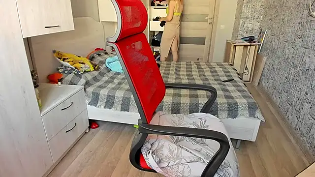 DUSSY PUSSY online show from 11.03.25