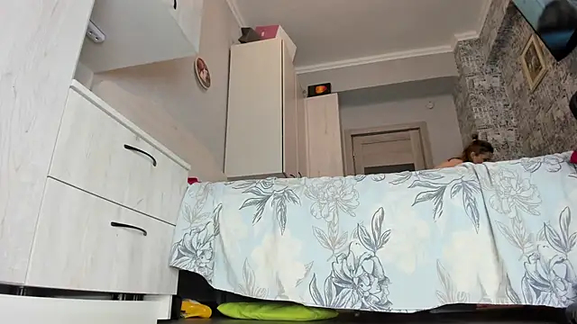 DUSSY PUSSY online show from 11.26.25