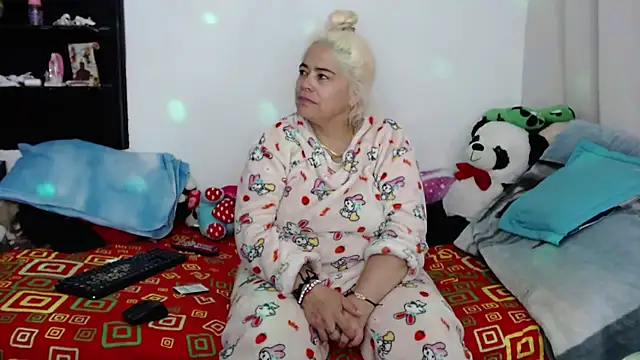 estrellita fugaz16x online show from 12.29.24