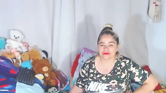 estrellita fugaz16x online show from 09.15.25