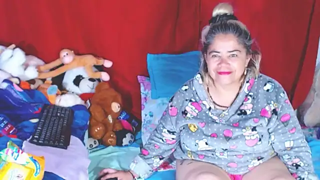 estrellita fugaz16x online show from 10.16.25