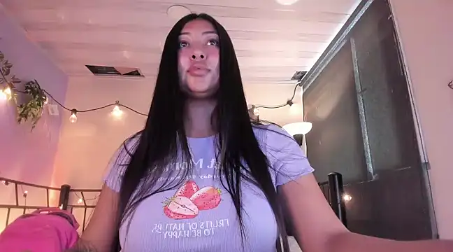 Snapshot of Pocahontas_power chatting on 02.20.25 Pocahontas power online show from 02.20.25