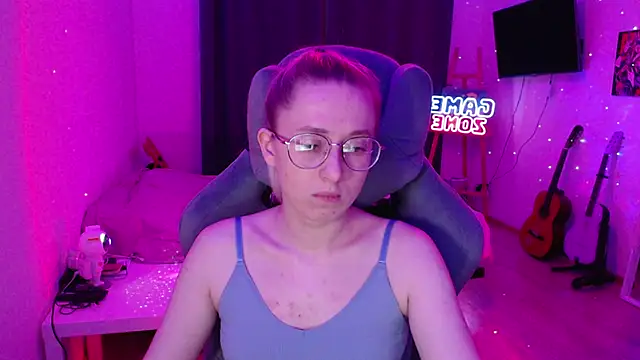 AnabelFrel online show from 12.15.24