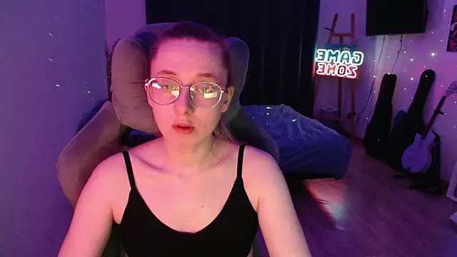 AnabelFrel online show from 03.06.25