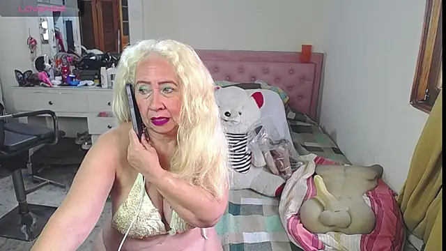 lucy belle bm online show from 06.05.26