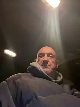 Snapshot of Vlad200472 chatting on 02.20.25 Vlad200472 online show from 02.20.25