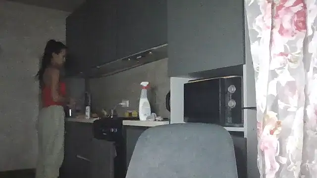 JulianaGold1 online show from 01.30.25