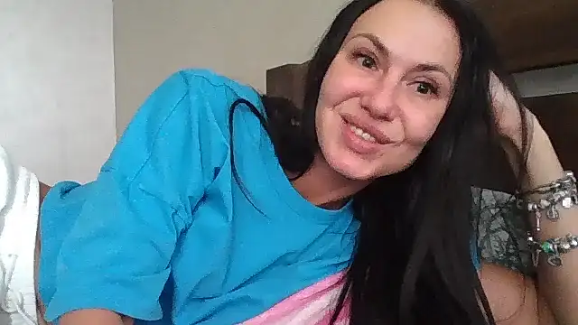 JulianaGold1 online show from 03.10.25