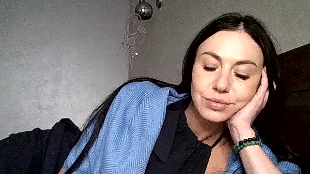JulianaGold1 online show from 02.19.26