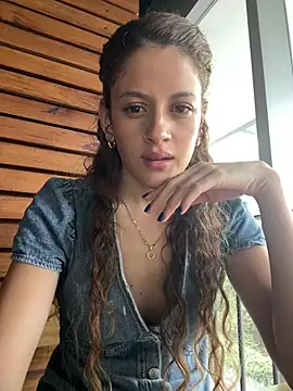 alana15 online show from 01.25.25