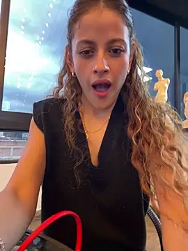 alana15 online show from 02.11.25