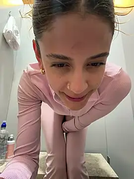 alana15 online show from 02.18.26