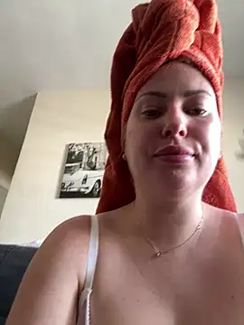 Snapshot of AlisaWhite chatting on 03.17.26 AlisaWhite online show from 03.17.26