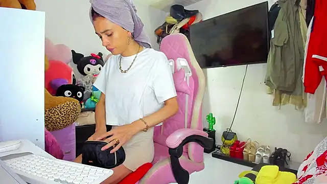 Lawrncesofiets online show from 11.15.25