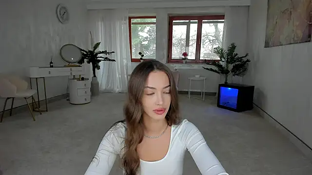 TiffanyHouston  online show from 02.01.25